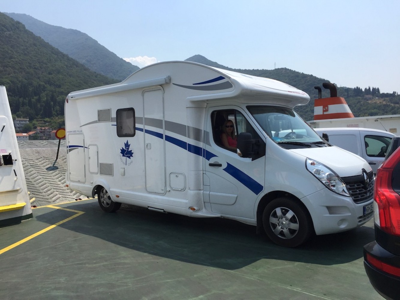 Pot domov &ndash; skozi Albanijo, Črno goro in Hrva&scaron;ko